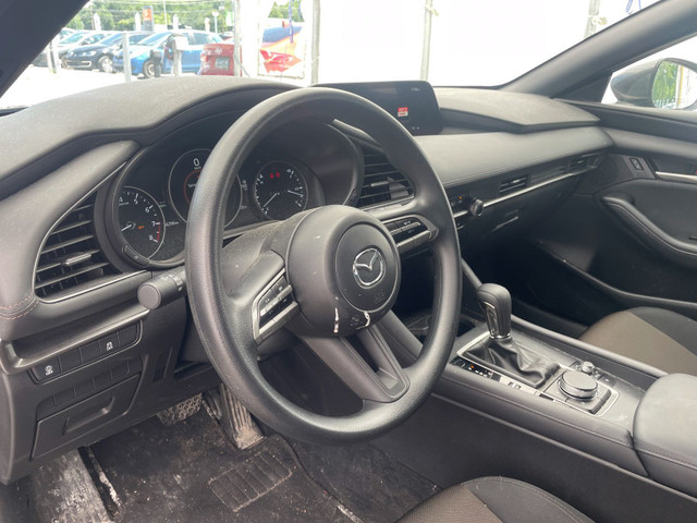 2023 Mazda Mazda3 Sport GX *SIÈGES CHAUFF* CARPLAY ALERTES BLUET in Cars & Trucks in Laurentides - Image 3