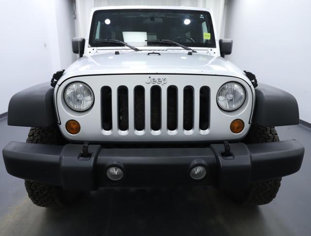 2007 Jeep Wrangler Unlimited Rubicon AUTOMATIC TRANSMISSION in Cars & Trucks in Lethbridge - Image 2