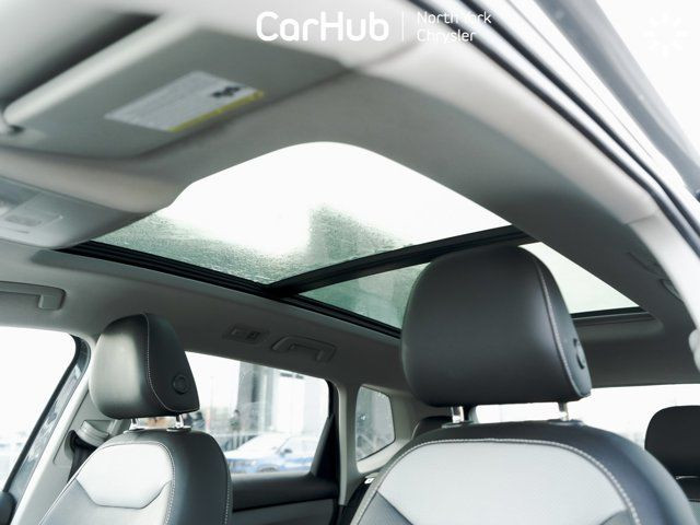 2022 Volkswagen Taos Highline Panoroof Heated Seats in Cars & Trucks in City of Toronto - Image 4