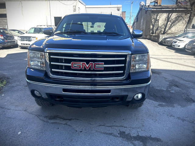 2013 GMC Sierra 1500 SLE/4x4 4dr Crew Cab 5.8 ft.  in Cars & Trucks in City of Montréal - Image 2