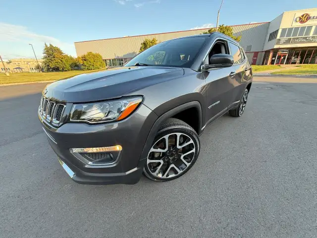 2017 Jeep Compass LIMITED 4x4 | LEATHER | CARPLAY | REMOTE START in Cars & Trucks in Ottawa - Image 6