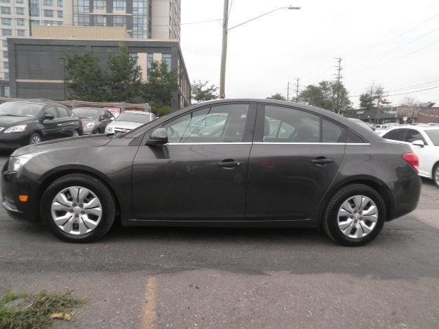  2014 Chevrolet Cruze 1LT in Cars & Trucks in Mississauga / Peel Region - Image 3