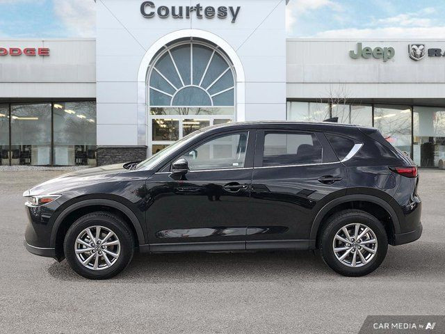 2025 Mazda CX-5 PREF | AWD | Heated Seats in Cars & Trucks in Calgary - Image 3
