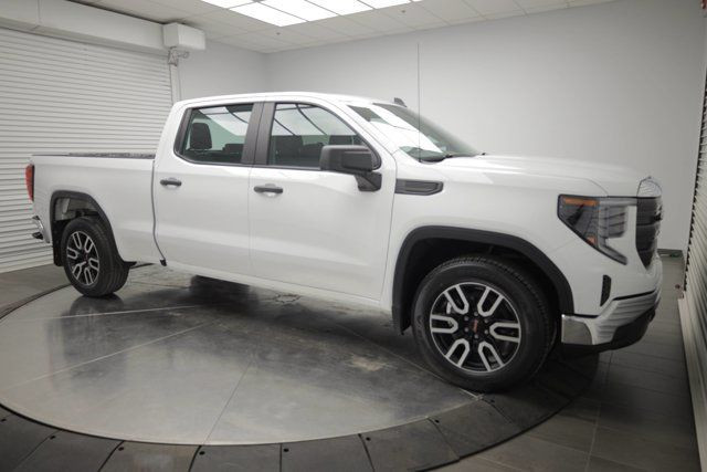 2022 GMC Sierra 1500 Pro in Cars & Trucks in Calgary