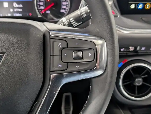 2025 Chevrolet Blazer LT- True North Plus Pkg - Driver Conf Pkg in Cars & Trucks in Barrie - Image 21