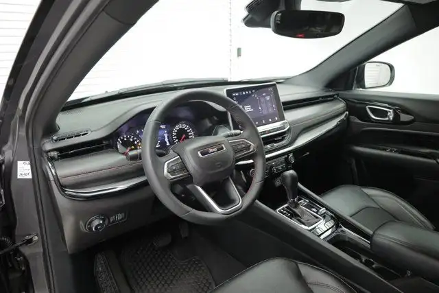 2024 Jeep Compass Trailhawk in Cars & Trucks in Calgary - Image 10