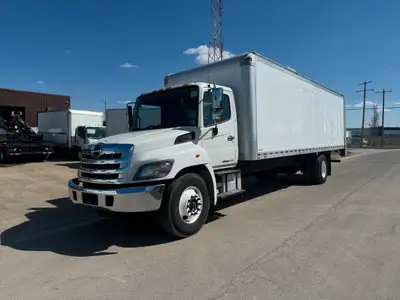 - 2019 HINO 338 VAN TRUCK - 386442 KM - 4x2 - 7.7L 6 Cylinder Diesel Engine - Hendrickson Air Ride S...