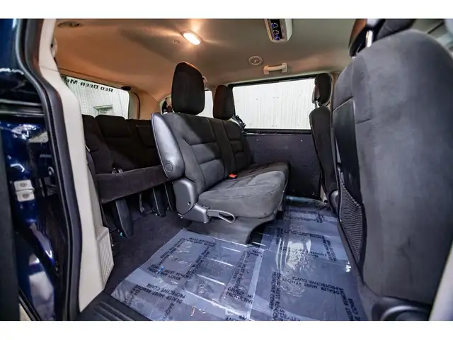 2015 Dodge Grand Caravan SE in Cars & Trucks in Calgary - Image 21