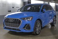 This Audi Q3 has a dependable Intercooled Turbo Regular Unleaded I-4 2.0 L/121 engine powering this... (image 3)