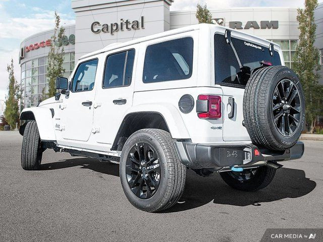 2024 Jeep Wrangler 4xe Sahara | ADAPTIVE CRUISE CONTROL W/STOP in Cars & Trucks in Edmonton - Image 4