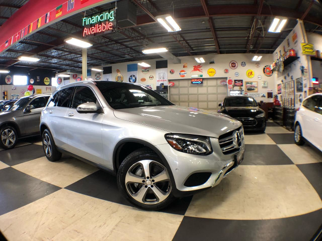2018 Mercedes-Benz GLC-Class 300 4MATIC LEATHER PAN/ROOF NAVI B/ in Cars & Trucks in City of Toronto
