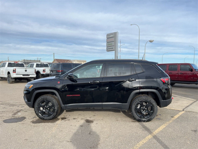 2023 Jeep Compass TRAILHAWK ELITE in Cars & Trucks in Lethbridge - Image 2