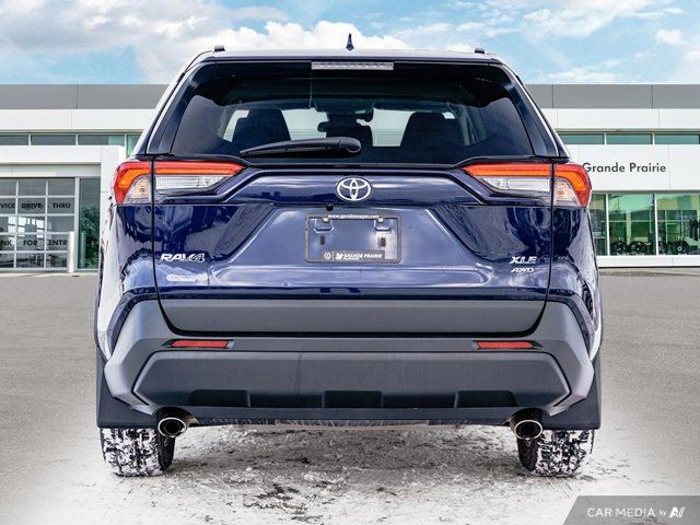 2022 Toyota RAV4 XLE | One Owner | Heated Steering Wheel in Cars & Trucks in Grande Prairie - Image 4