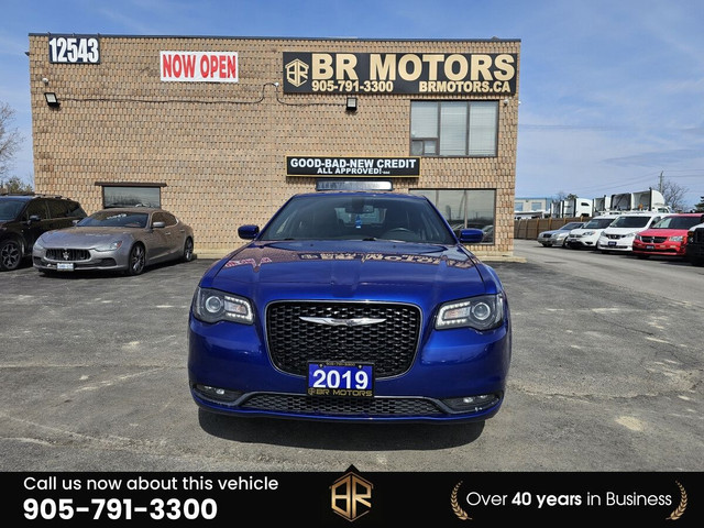 2019 Chrysler 300 No Accidents | AWD | S in Cars & Trucks in Mississauga / Peel Region - Image 2