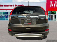 This 2016 Honda CR-V EX boasts all-wheel drive, perfect for navigating any weather condition. Its Ko... (image 4)