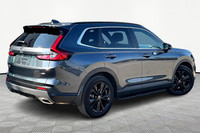 Engine: 4 Cylinder Engine 2.0L L/100Km City: 6.0 L/100Km Hwy: 6.9 Safety Equipment Traffic Jam Assis... (image 3)