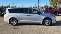 EXECUTIVE CROSSTOWN DEMO! This 2024 CHRYSLER VOYAGER LX has the following options Cloth Bucket Seats... (image 8)
