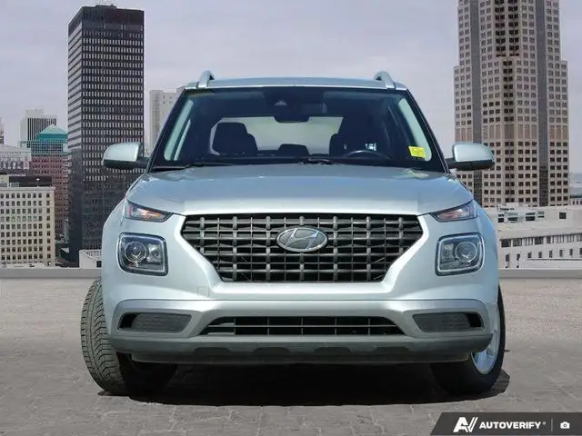 2022 Hyundai Venue Preferred | No Accidents | Apple CarPlay in Cars & Trucks in Calgary - Image 3