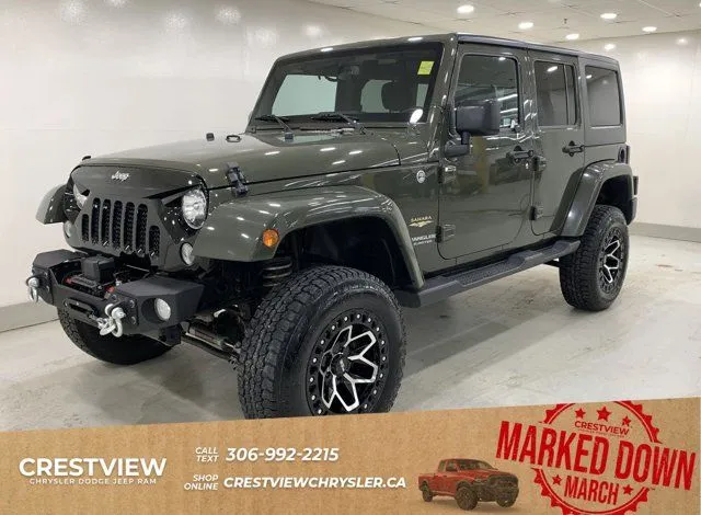 2015 Jeep Wrangler Unlimited Sahara * Lifted * Winch * Low KMS *
