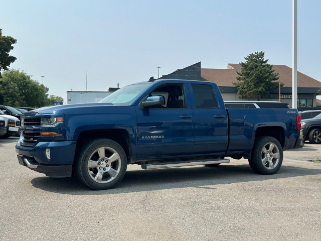 2017 Chevrolet Silverado 1500 in Cars & Trucks in City of Toronto - Image 2