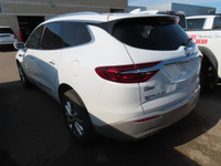 The 2020 Buick Enclave Essence AWD blends premium craftsmanship with intelligent space planning and... (image 5)