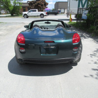 2006 Pontiac Solstice Roadster w/Convertible Soft Top 5 speed manual and very Low mileage for its ye... (image 5)