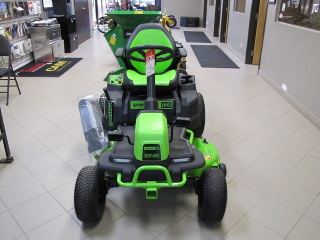 Greenworks 42in. Electric Ride On Mower in Farming Equipment in Peterborough - Image 2