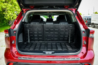 Sunroof, Power Liftgate, Softex Seats, Heated Seats, Apple CarPlay! 6 LOCATIONS KINGSTON - (613) 384... (image 7)