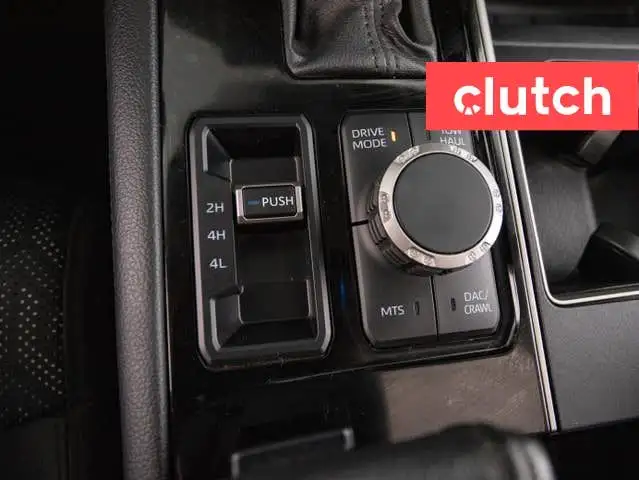 2023 Toyota Tundra Crewmax Limited w/Apple CarPlay, Heated Front in Cars & Trucks in City of Toronto - Image 38
