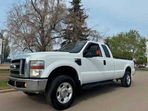 2010 Ford F 250 XLT 4WD - 186K - LONG BOX - CLEAN CAR FAX