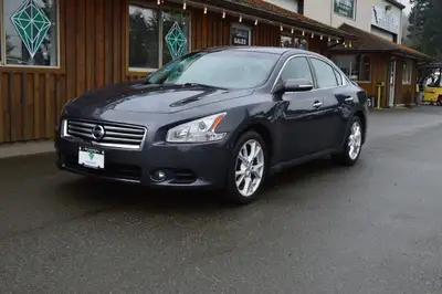 Very low mileage. Great value in this luxury sports sedan. The Maxima SV 3.5Ltr boasting Leather, Ke...