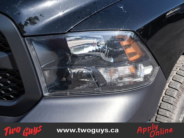 2022 Ram 1500 Classic Tradesman Black Pkg | 5.7L 4WD Crew | 6 Pa in Cars & Trucks in St. Catharines - Image 3