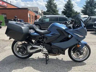 Check out this 2017 BMW F800GT with only 62,614kms. Be sure to follow us on Instagram @primelineauto...