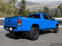 This 2021 Toyota Tacoma Crew Cab Pickup boasts a powerful four-wheel-drive system, perfect for tackl... (image 5)