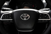 Brake Assist,ABS,Power Steering,All Wheel Drive,4-Wheel Disc Brakes,Tires - Front Performance,Interm... (image 9)