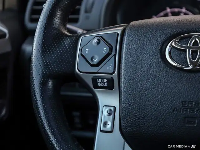 2023 Toyota 4Runner SR5 | Bluetooth | Backup Camera in Cars & Trucks in Grande Prairie - Image 18