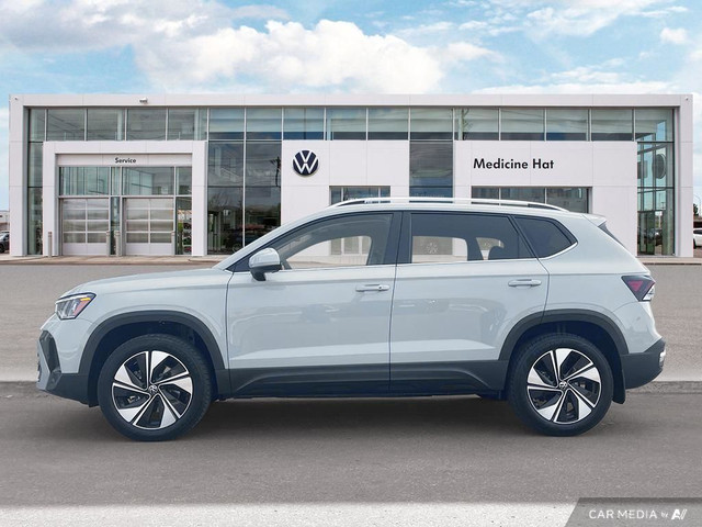 2025 Volkswagen Taos Comfortline 4MOTION in Cars & Trucks in Medicine Hat - Image 3