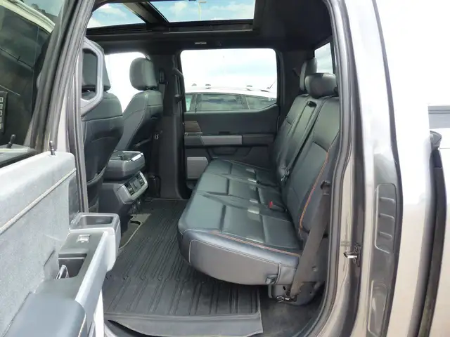 2024 Ford F-150 Lariat in Cars & Trucks in Medicine Hat - Image 25