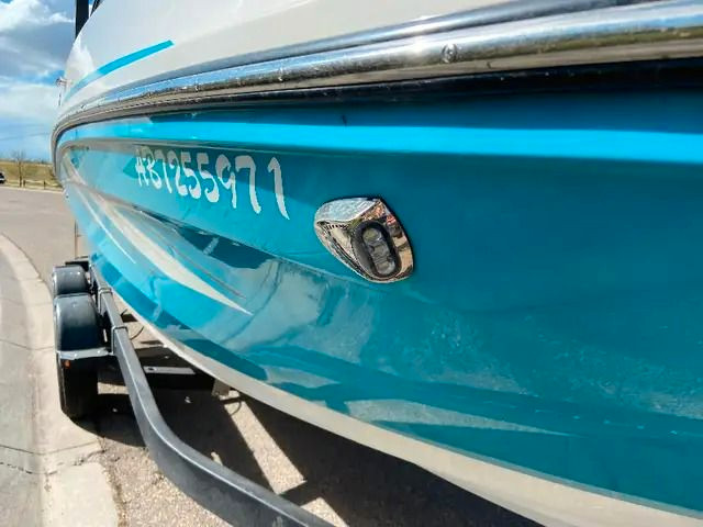 2019 BAYLINER VR5 (FINANCING AVAILABLE) in Powerboats & Motorboats in Saskatoon - Image 4