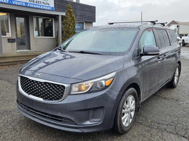 2016 KIA Sedona LX/LX+ dans Autos et camions  à Ville de Québec