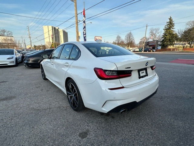 2019 BMW 3 Series 330i xDrive Sedan in Cars & Trucks in City of Toronto - Image 2