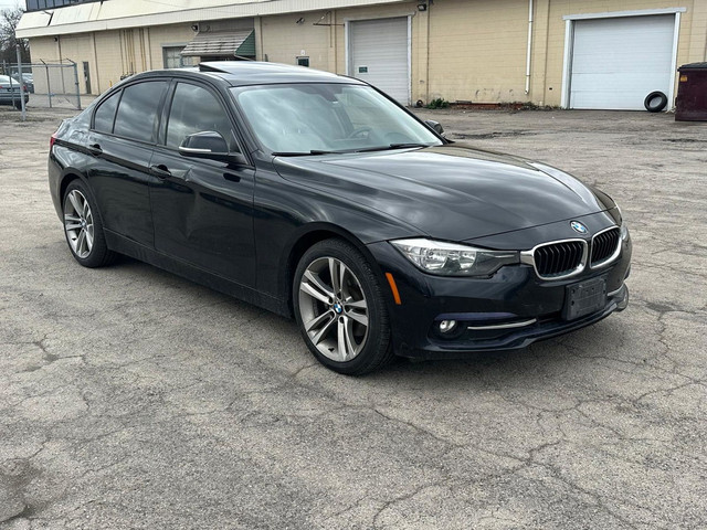 2016 BMW 3 SERIES 320i xDrive SEDAN AWD I CLEAN CARFAX I LOADED  in Cars & Trucks in Hamilton - Image 3