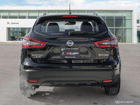 ABS,Generic Sun/Moonroof,Tires - Rear All-Season,Temporary Spare Tire,Power Steering,All Wheel Drive... (image 3)