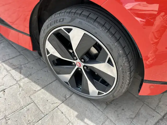 2019 Jaguar I-PACE First Edition in Cars & Trucks in Calgary - Image 17