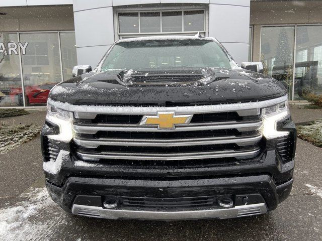 2024 Chevrolet Silverado 1500 High Country in Cars & Trucks in Calgary - Image 2