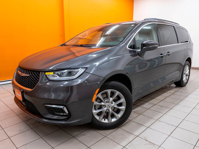2022 Chrysler Pacifica TOURING-L STOW N GO *CUIR* SIÈGES / VOLAN in Cars & Trucks in Laurentides