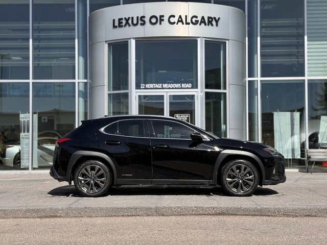 2020 Lexus UX 250h in Cars & Trucks in Calgary - Image 2