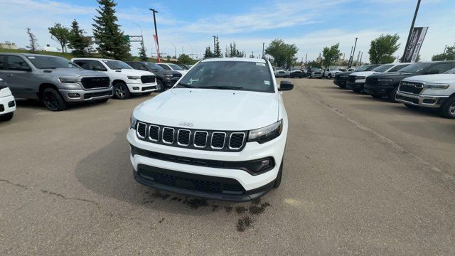 2025 Jeep Compass North | Remote Start | Apple CarPlay in Cars & Trucks in Edmonton - Image 4