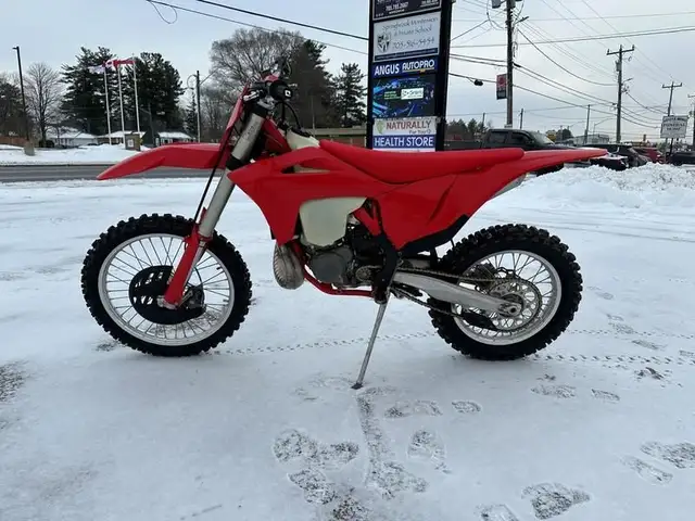 2023 GASGAS EX 250 in Dirt Bikes & Motocross in Barrie - Image 4