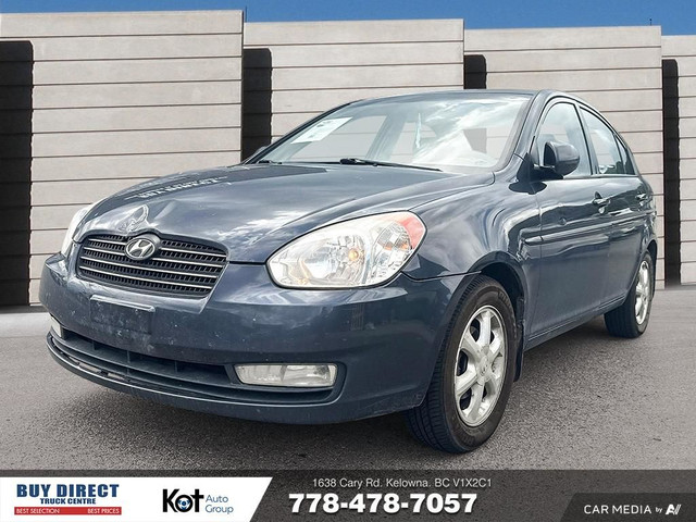 Hyundai Accent GLS 2010 AUTO, FABRIC SEATS, SUNROOF, AUTO WINDOW in Cars & Trucks in Kelowna